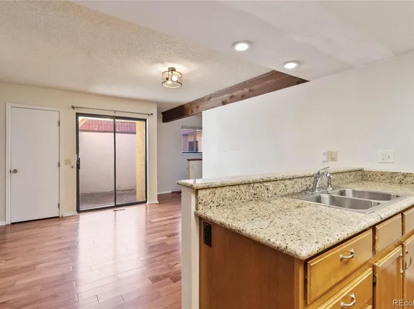 1453 S Salem Way, Aurora, CO 80012