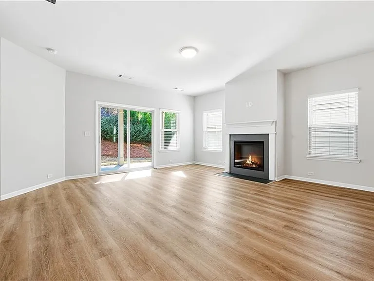 2719 Morgan Spring Trl — Photo 27