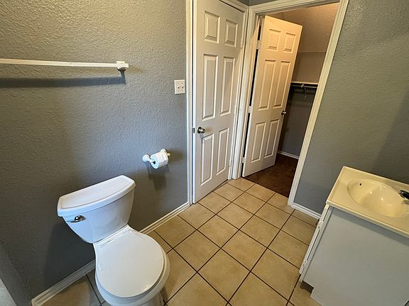 4th image of 3850 Mount Ranier St #3850