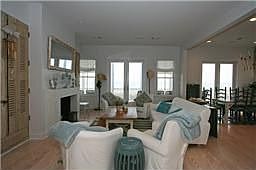 3rd image of 19519 Shores Dr