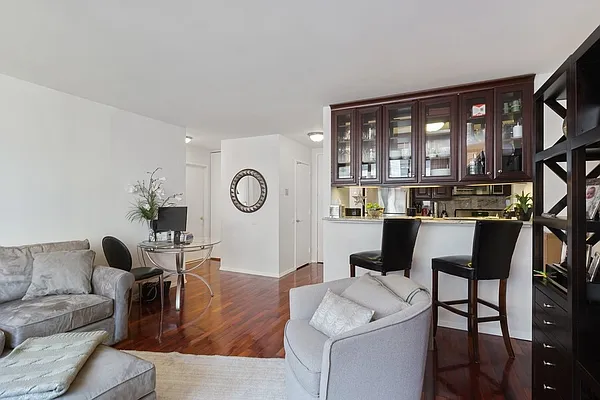 Rented by Corcoran | media 2