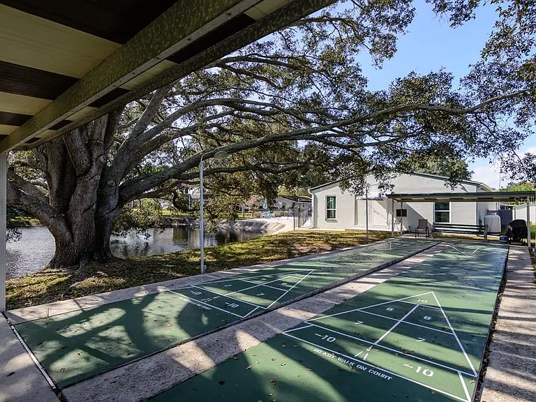 1008 Heron Ct — Photo 17