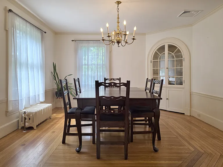 11 Alden Ave — Photo 20
