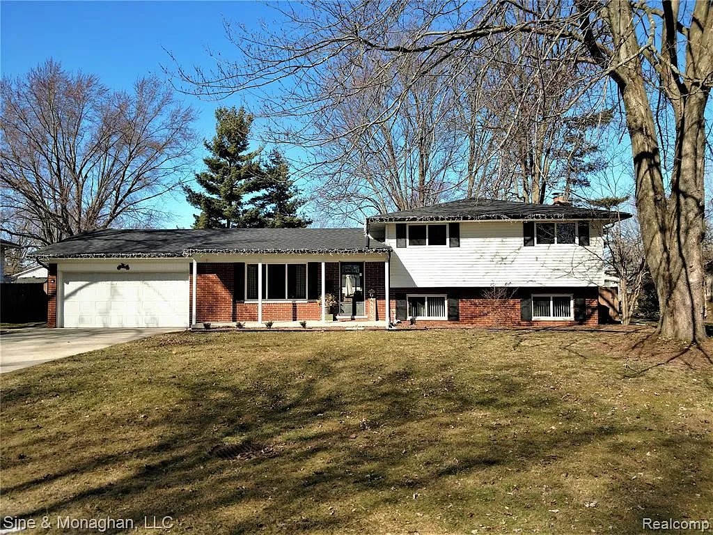 8657 Gerhardt St photo 1