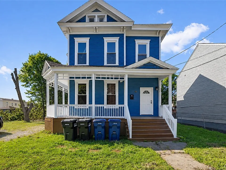 319 Merriman Ave