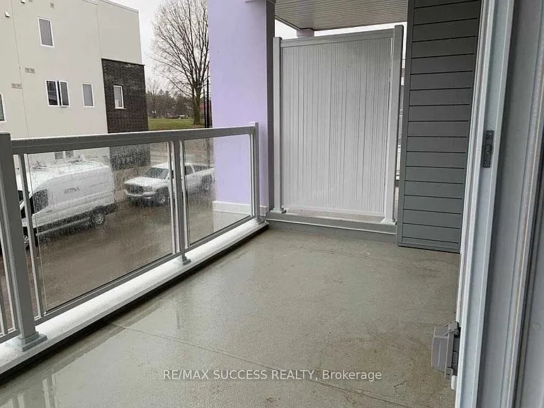 80 Progress Cres — Photo 12