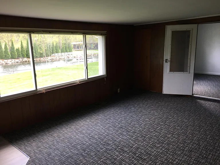 841 Teal Dr — Photo 2
