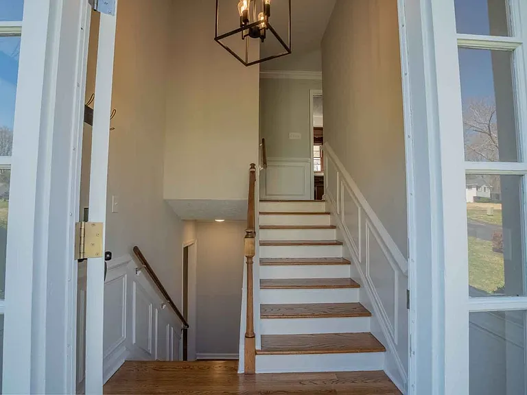 123 Temple Cir — Photo 3