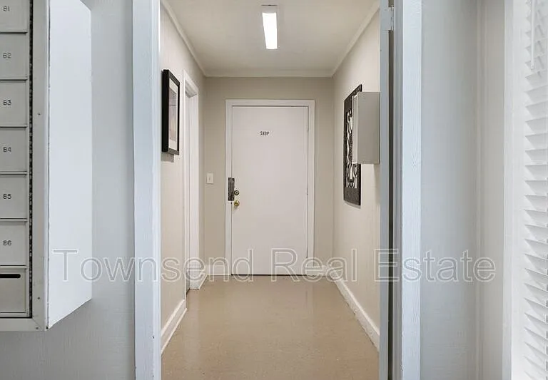 5858H Century Oaks Dr — Photo 14