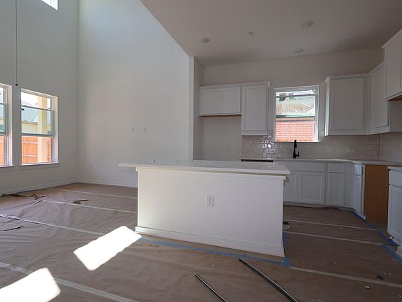 4th image of 13209 Keefer Dr