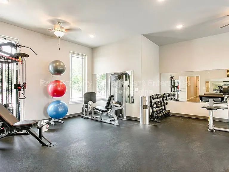 4612 Prominence Dr — Photo 23