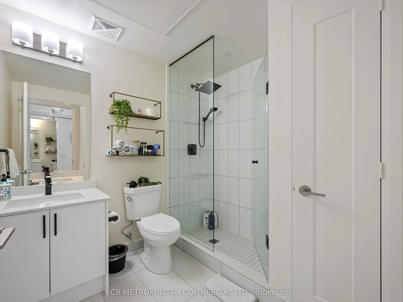1 bed, $2,300 — Photo 4