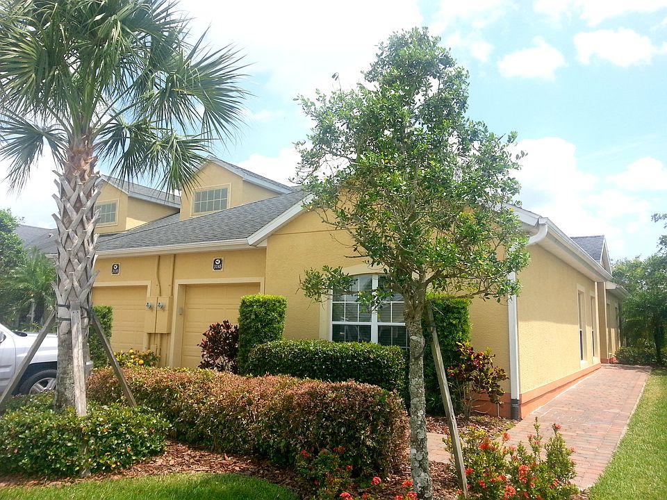 LARGE END UNIT TOWNHOUSE