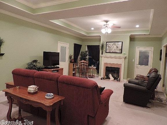 4th image of 409 Feldspar Dr