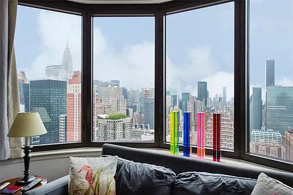 Sold by Park River | media 12