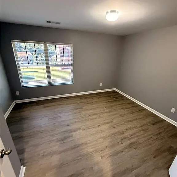 407 Aviary Ln — Photo 5
