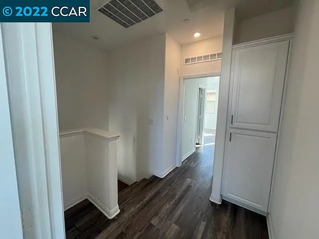 1520 Redbud Way — Photo 16