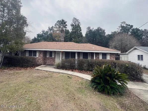 4512 Harrison Ave, Gulfport, MS 39507