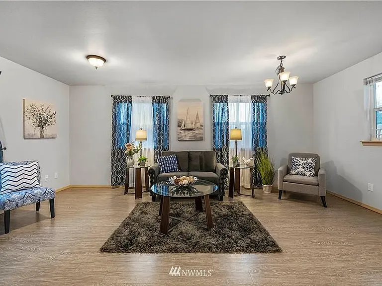 1017 W Main St #C101 — Photo 6