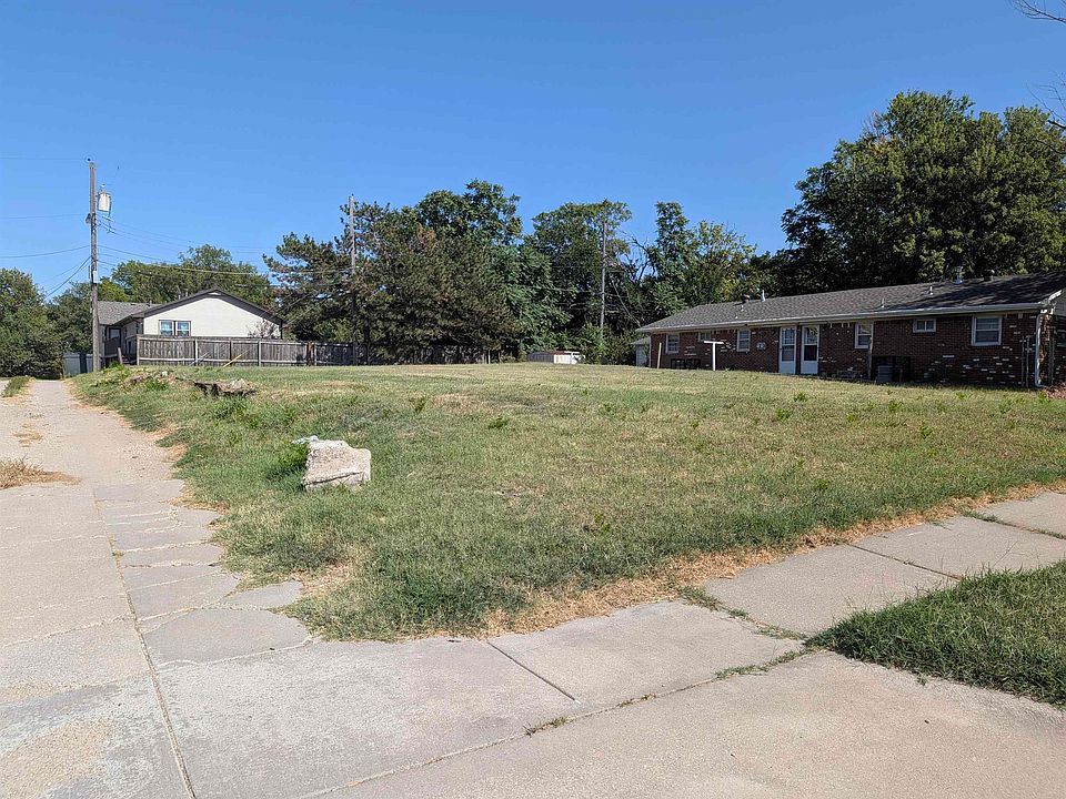 2nd image of 642 N Sheridan Ave