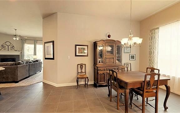 3rd image of 6720 Estana Ln