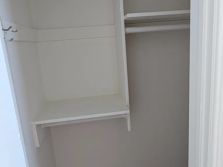 326 N Spaulding Ave #4 — Photo 12