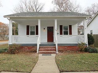 146 Apple Ave, Hampton, VA 23661