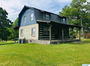 15554 Broad St, Henagar, AL 35978