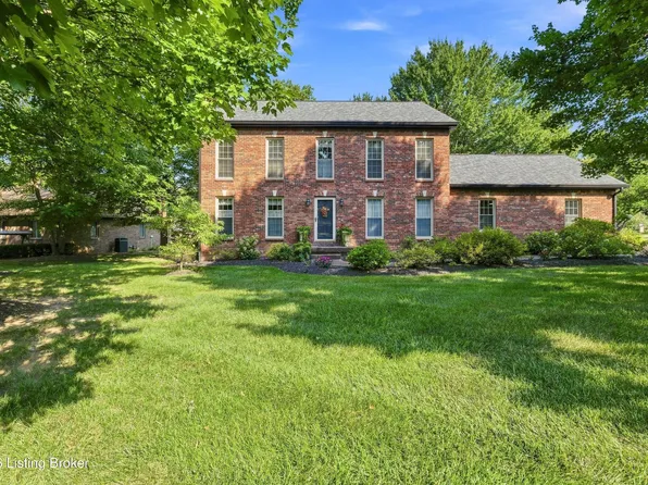 1700 Oak Grove Dr, New Albany, IN 47150