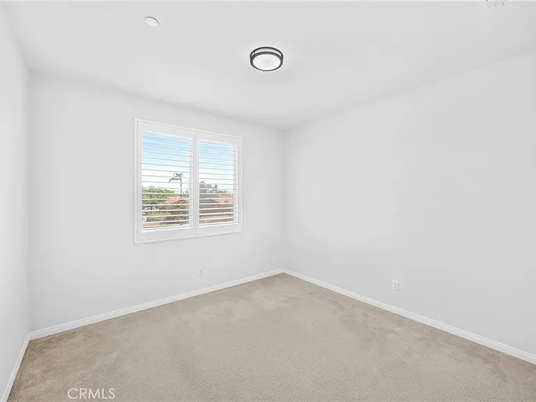 1617 Camden Ct — Photo 25