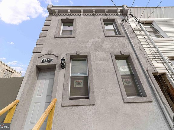 5th image of 2111 E Clementine St