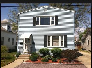 17 Francis St, Warwick, RI 02889