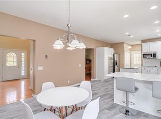 47 Linda Ln, New Fairfield, CT 06812