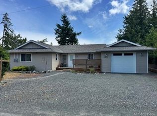 1702 Country Rd, Nanaimo, BC V9K2S3