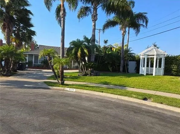 6971 Dresden Cir, Huntington Beach, CA 92647