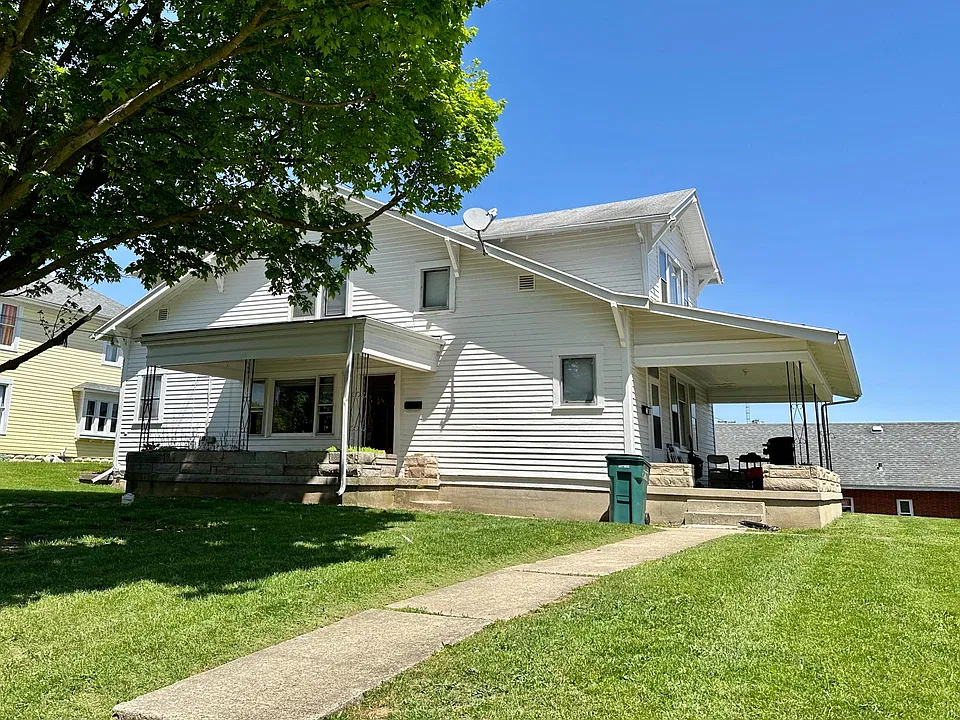 15 N 30th St