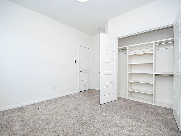 3043 Kastania Ln — Photo 23