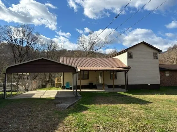 52 Shadow Cat Aly, Prestonsburg, KY 41653