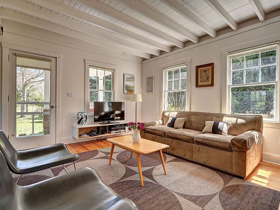 49 Accabonac Rd, East Hampton, NY 11937 Zillow