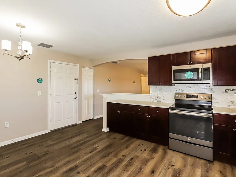 2304 Pleasure Run Dr — Photo 9