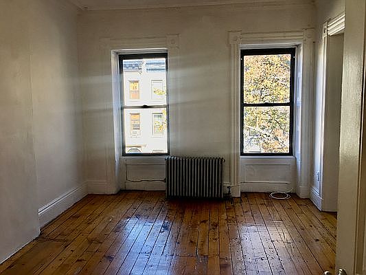 4th image of 380 Bergen St #3