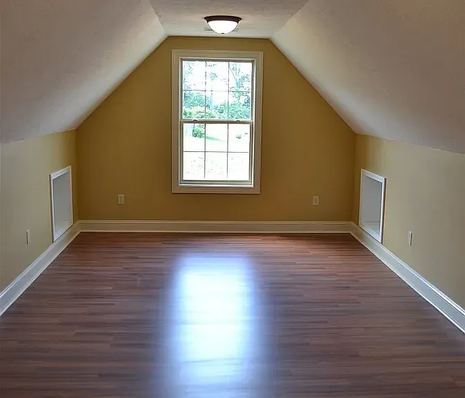 122 Kaycee Cv — Photo 16