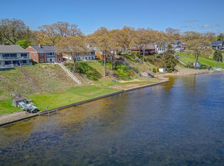 1633 Ruddiman Dr, Muskegon, MI 49445