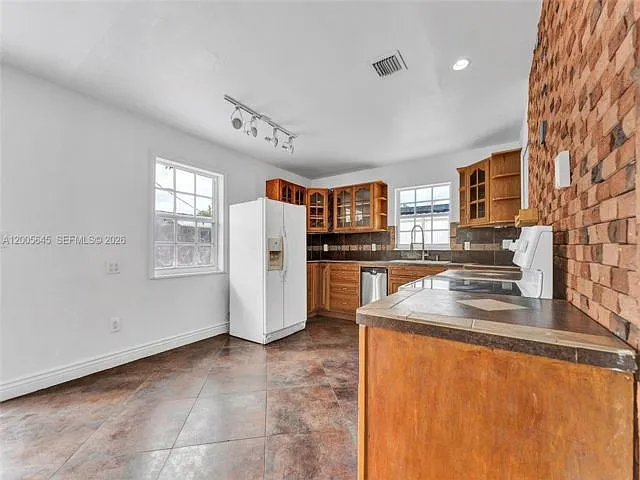9750 SW 74th St — Photo 18
