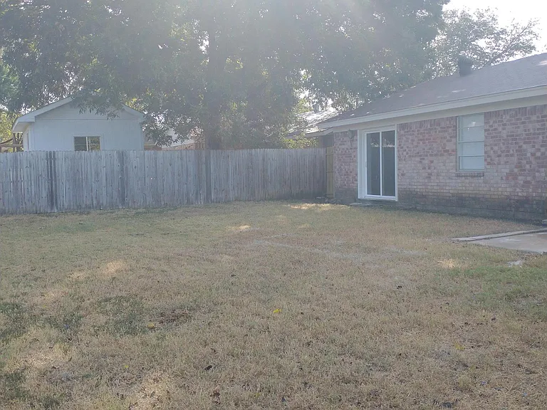 5909 Kary Lynn Dr — Photo 6