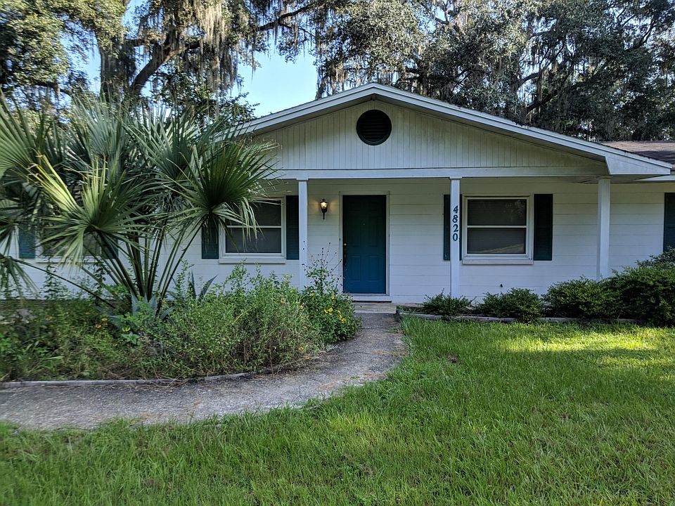 Front of the house from the driveway