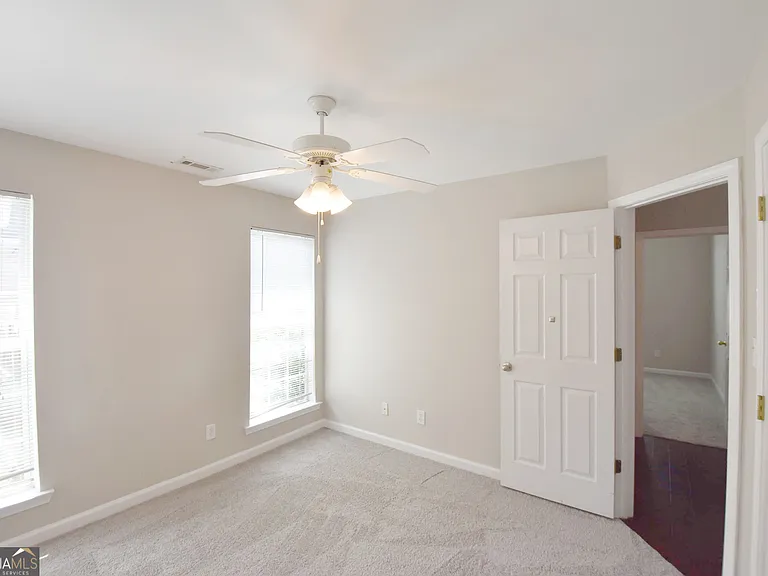 208 Turnbridge Cir — Photo 13