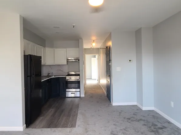 4905 Park Avenue image 2 of 12