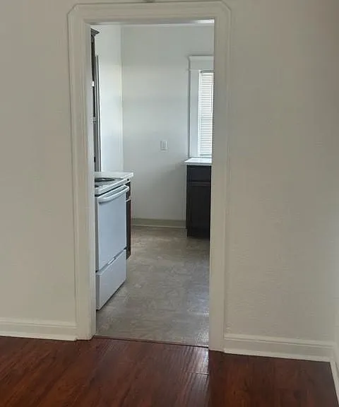 2912 7th St — Photo 9