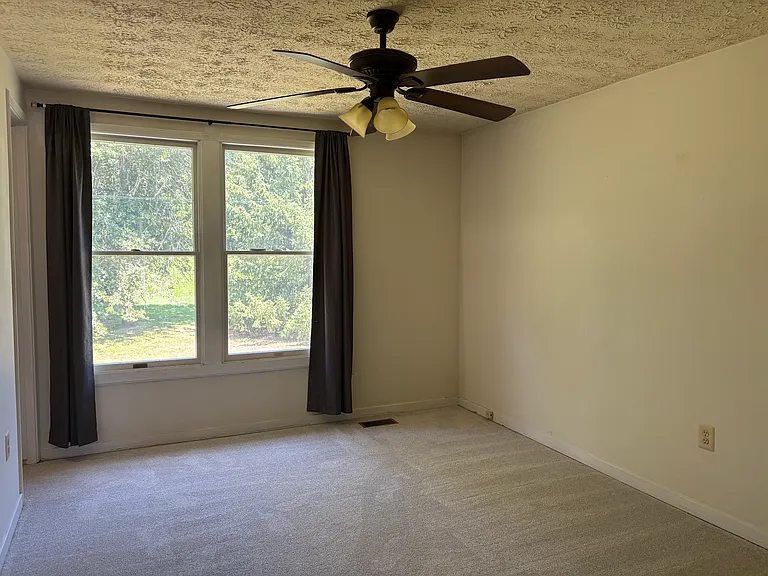 2645 Adams St — Photo 7
